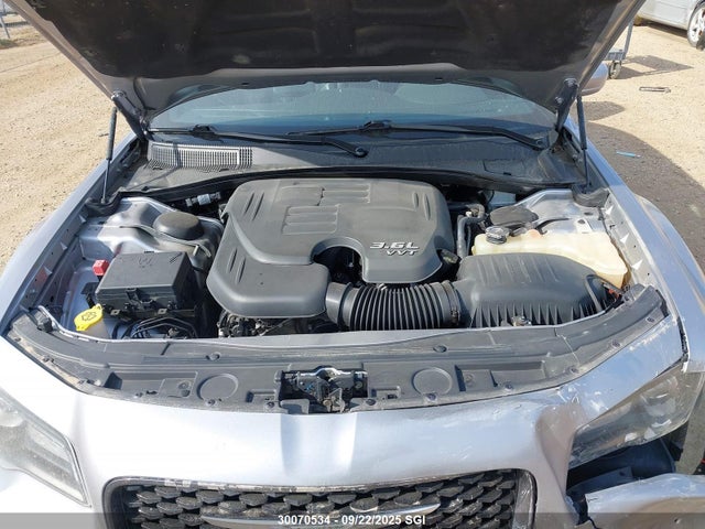 2C3CCABG3GH260472 Chrysler 300