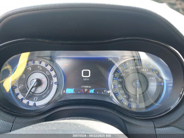 2C3CCABG3GH260472 Chrysler 300