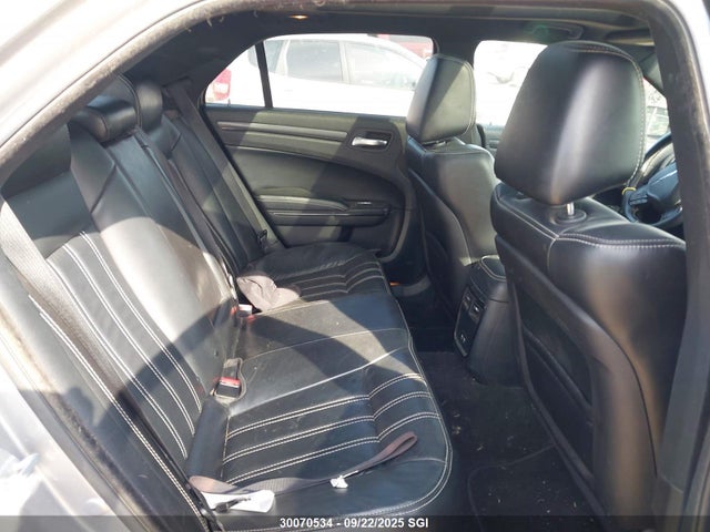 2C3CCABG3GH260472 Chrysler 300
