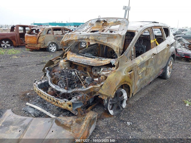 1FMCU9GX4EUA32230 Ford Escape