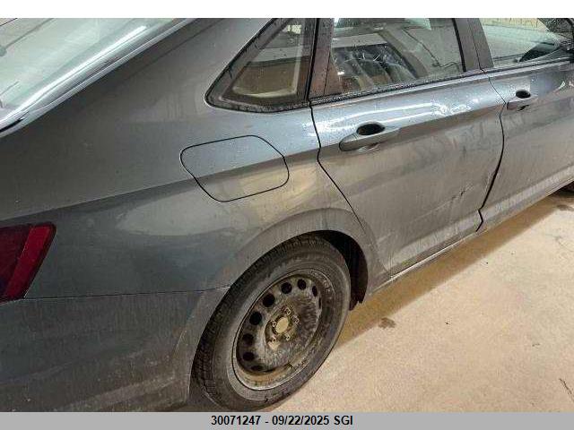 3VWEB7BU0LM077281 Volkswagen 1.4 tsi
