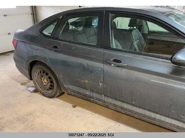 3VWEB7BU0LM077281 Volkswagen 1.4 tsi