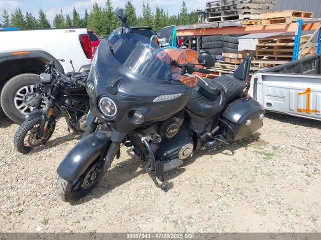 INDIAN MOTORCYCLE CO. 2018 2018 56KTCDAA3J3368136 Image 2