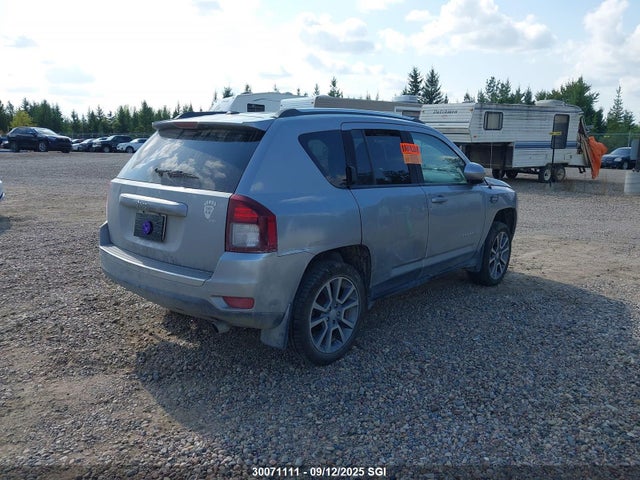 1C4NJDCB3FD218720 Jeep 2015