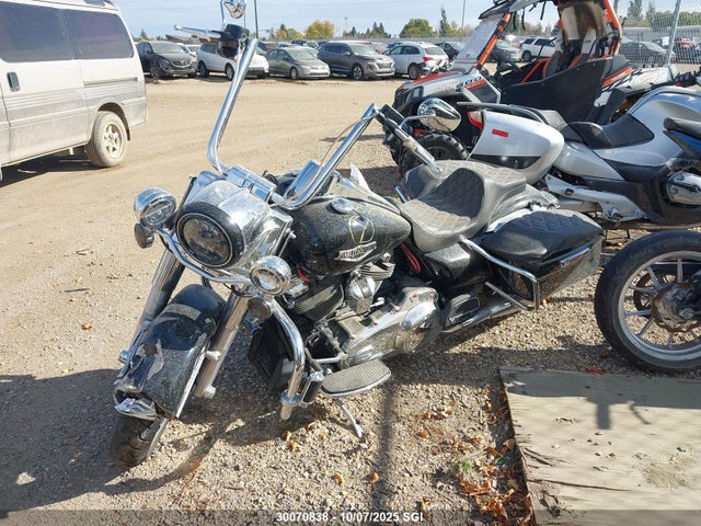 Harley-Davidson 2020 2020 5HD1FBC36LB633428 Image 2
