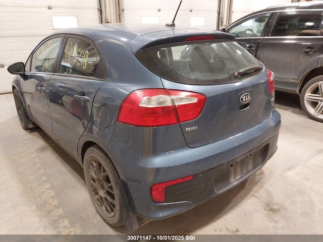KIA gamma 2016 KNADM5A31G6735313 Image 3