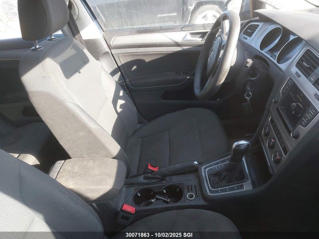 3VW217AU6HM020372 Volkswagen 1.8 tsi
