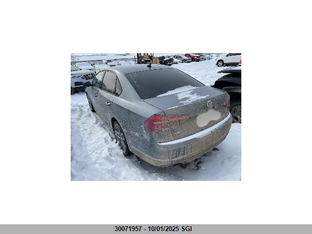 1VWAA7A33JC005323 Volkswagen tsi