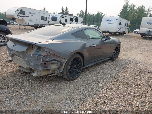 1FA6P8TH1R5108493 Ford 4v