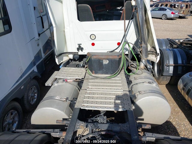 1M1AW07Y4JM085983 Mack 2018