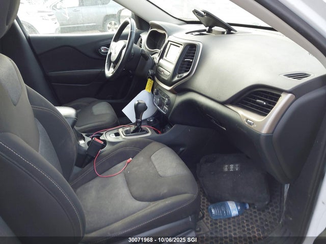 1C4PJMAB3GW308502 Jeep 2016