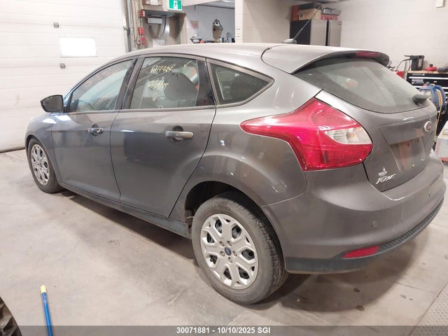 30071881 :رقم المزاد ، 1FADP3K28DL268298 vin ، 2013 Ford Focus Se مزاد بيع