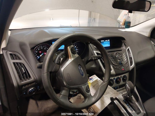 30071881 :رقم المزاد ، 1FADP3K28DL268298 vin ، 2013 Ford Focus Se مزاد بيع