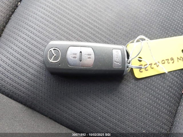 Mazda pe 2016 JM1DKBB77G0114346 Image 11