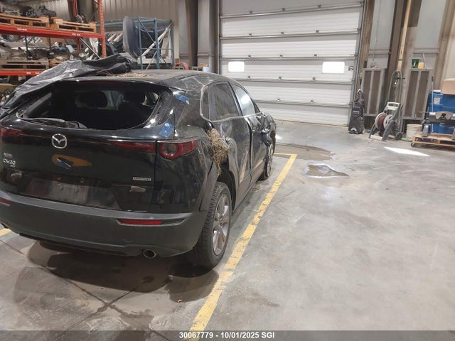 3MVDMBCL8MM236078 Mazda py