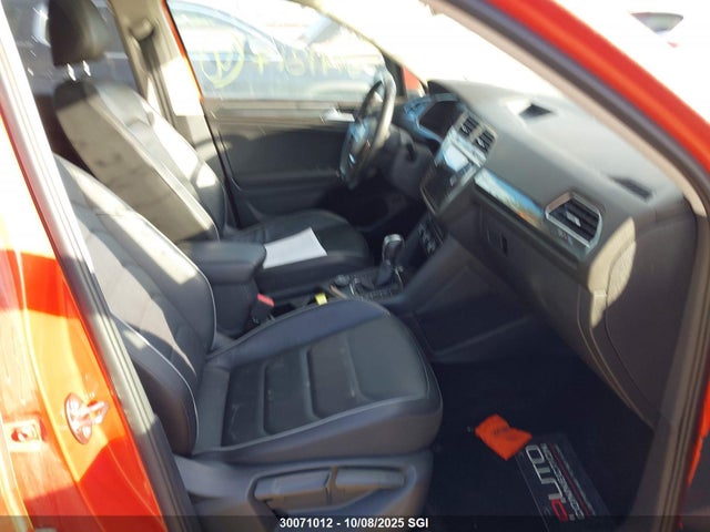Volkswagen Tiguan 2018 3VV4B7AX3JM092057 Image 5