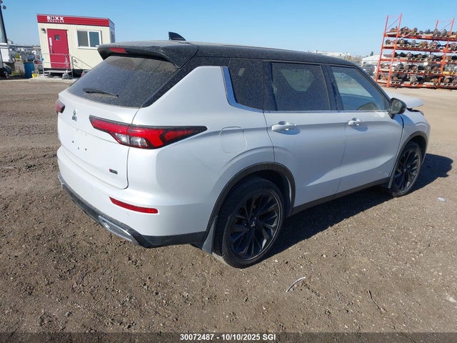 JA4J4UA8XPZ610623 Mitsubishi Outlander