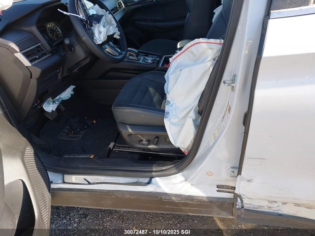 JA4J4UA8XPZ610623 Mitsubishi Outlander