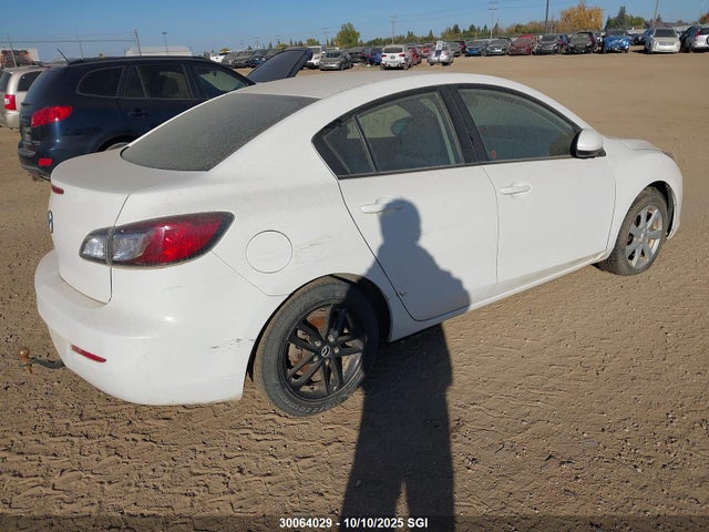 30064029 :رقم المزاد ، JM1BL1UF4C1625665 vin ، 2012 Mazda 3 I مزاد بيع