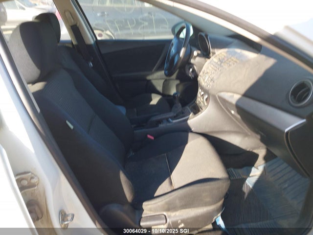 30064029 :رقم المزاد ، JM1BL1UF4C1625665 vin ، 2012 Mazda 3 I مزاد بيع