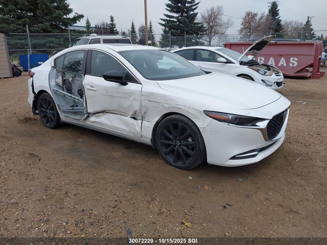2021 Mazda 3 Premium მანქანა იყიდება აუქციონზე, vin: JM1BPBDY0M1320130, აუქციონის ნომერი: 30072229