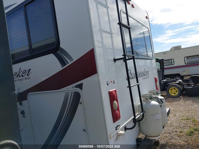 Ford E-450 2016 1FDXE4FS8GDC01160 Image 3