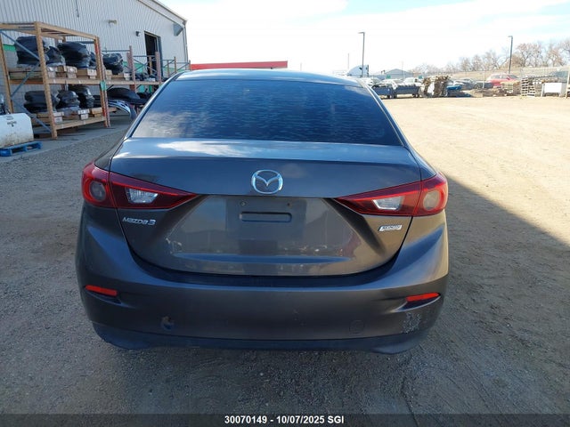 3MZBM1U79FM169057 Mazda pe