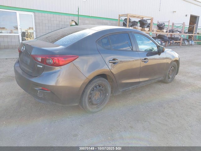 3MZBM1U79FM169057 Mazda pe