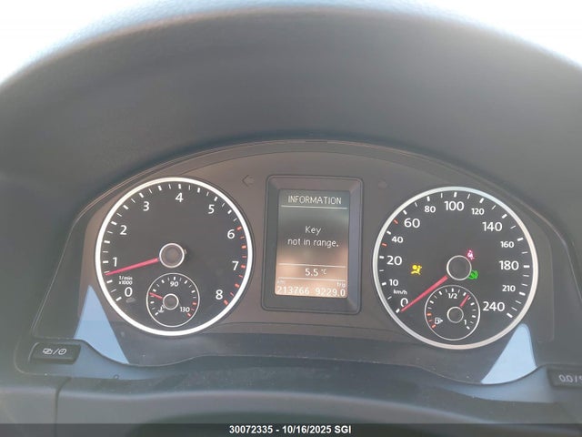 Volkswagen Tiguan 2015 WVGJV7AX7FW098553 Image 14