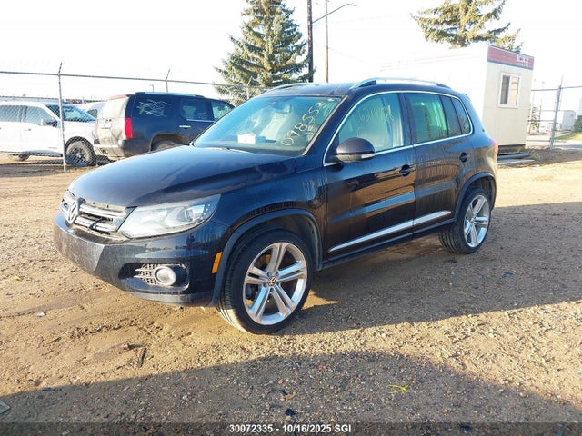 Volkswagen Tiguan 2015 WVGJV7AX7FW098553 Image 2