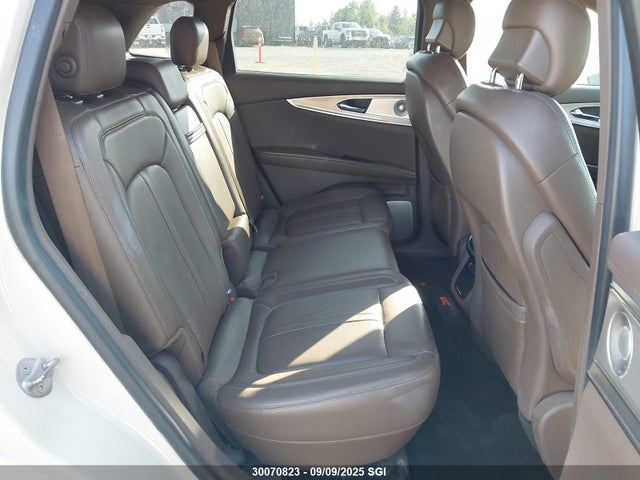 2LMTJ8LP3GBL44934 Lincoln gtdi