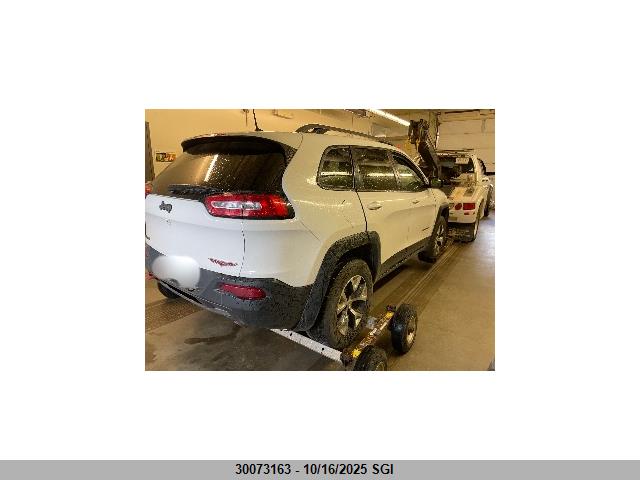 1C4PJMBXXJD593244 Jeep Cherokee