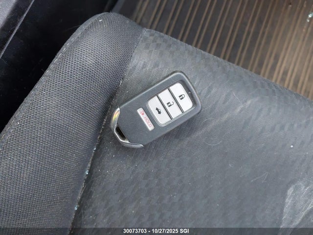 30073703 :رقم المزاد ، 2HGFG3B52FH004590 vin ، 2015 Honda Civic Lx مزاد بيع