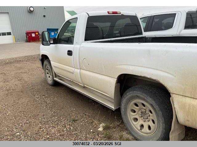 30074032 :رقم المزاد ، 1GCEK14TX5Z263318 vin ، 2005 Chevrolet Silverado K1500 مزاد بيع