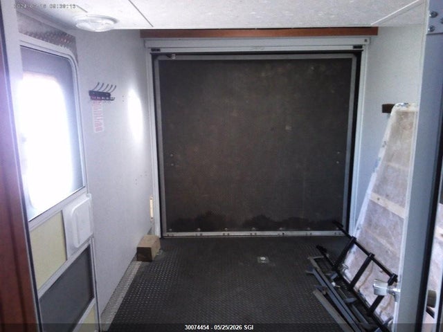 Продаж на аукціоні авто 2008 Forest River Inc. Forest River Toy Hauler, vin: 4X4FASR338W15333, номер лоту: 30074454