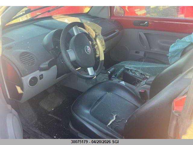 30075179 :رقم المزاد ، 3VWCK21Y23M310060 vin ، 2003 Volkswagen New Beetle Gls مزاد بيع