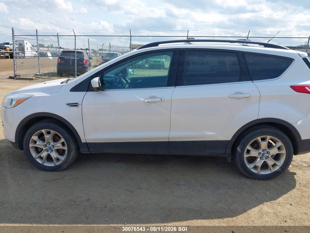 30076543 :رقم المزاد ، 1FMCU9G92DUB66931 vin ، 2013 Ford Escape Se مزاد بيع