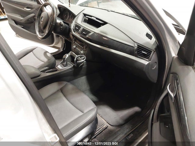 2012 Bmw X1 Xdrive28i მანქანა იყიდება აუქციონზე, vin: WBAVL1C55CVR80307, აუქციონის ნომერი: 30076845
