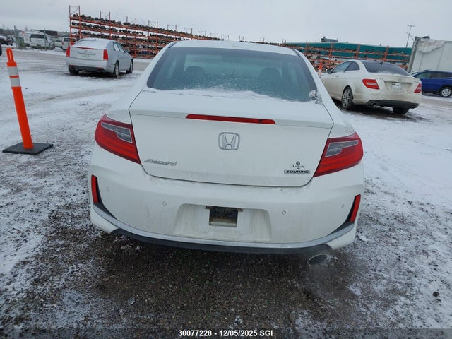30077228 :رقم المزاد ، 1HGCT1B88GA800550 vin ، 2016 Honda Accord Exl مزاد بيع