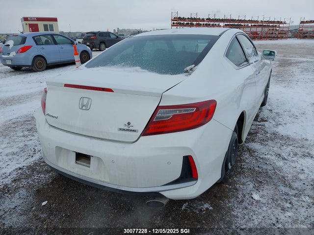30077228 :رقم المزاد ، 1HGCT1B88GA800550 vin ، 2016 Honda Accord Exl مزاد بيع