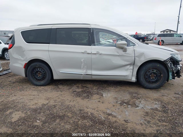 Chrysler Pacifica Touring L Plus 2017 2C4RC1EG7HR794085 Image 14