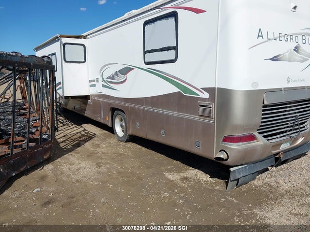 Продажа на аукционе авто 2000 Freightliner Chassis X Line Motor Home, vin: 4UZ6XLCA7YCF63681, номер лота: 30078298