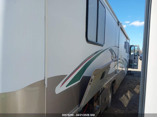 Продажа на аукционе авто 2000 Freightliner Chassis X Line Motor Home, vin: 4UZ6XLCA7YCF63681, номер лота: 30078298