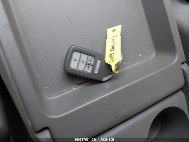 30078767 :رقم المزاد ، 5FNRL5H42FB501520 vin ، 2015 Honda Odyssey Ex مزاد بيع