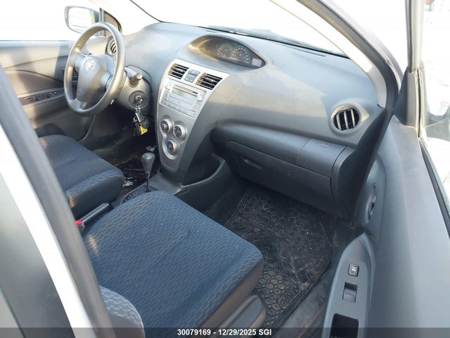 2009 Toyota Yaris მანქანა იყიდება აუქციონზე, vin: JTDBT903391339941, აუქციონის ნომერი: 30079169