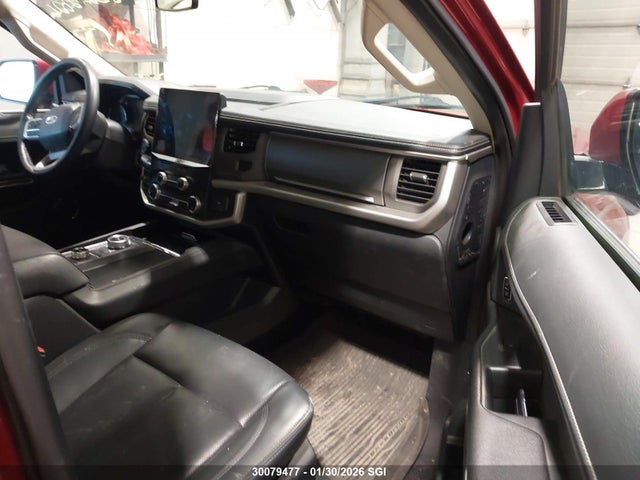 1FMJU1JT5NEA42838 Ford Expedition Xlt