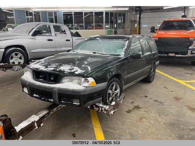 Продажа на аукционе авто 1998 Volvo V70 Xc, vin: YV1LZ5640W2442746, номер лота: 30078912