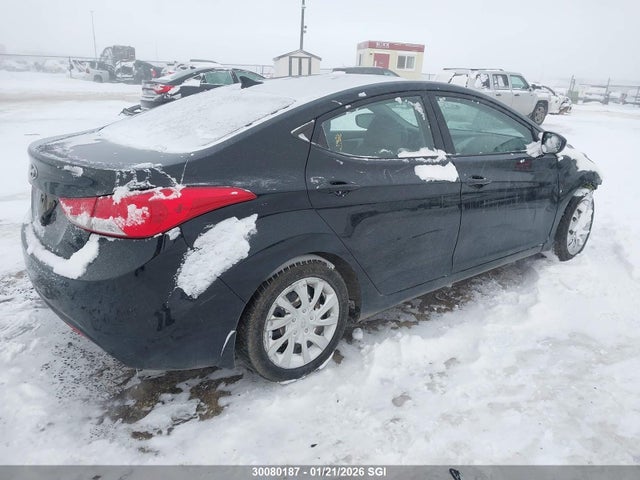 30080187 :رقم المزاد ، 5NPDH4AE2DH266463 vin ، 2013 Hyundai Elantra Gls/limited مزاد بيع