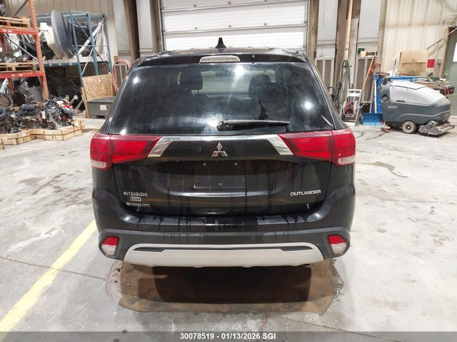 Mitsubishi Outlander Es 2019 JA4AZ2A30KZ608639 Image 17