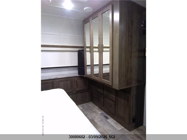 Продажа на аукционе авто 2022 Forest River Inc. Signature Rockwood, vin: 4X4TRLN27N1898087, номер лота: 30080602
